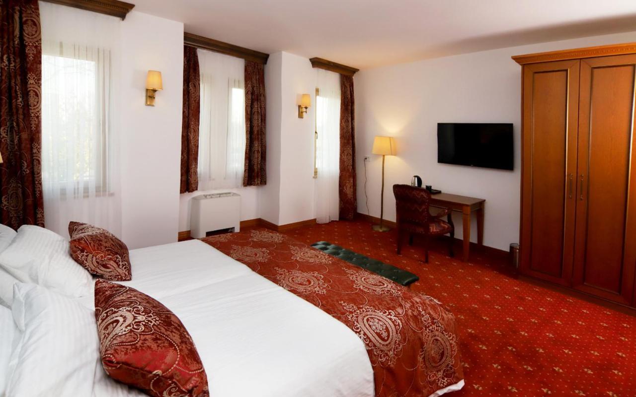 Hotel Vila Zana Gostiwar Zewnętrze zdjęcie